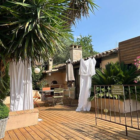 La Chambre De Leopoldine Verargues Bagian luar foto