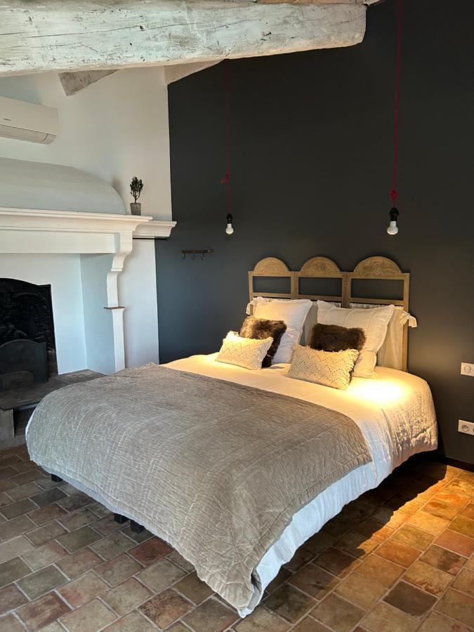 La Chambre De Leopoldine Verargues Bagian luar foto